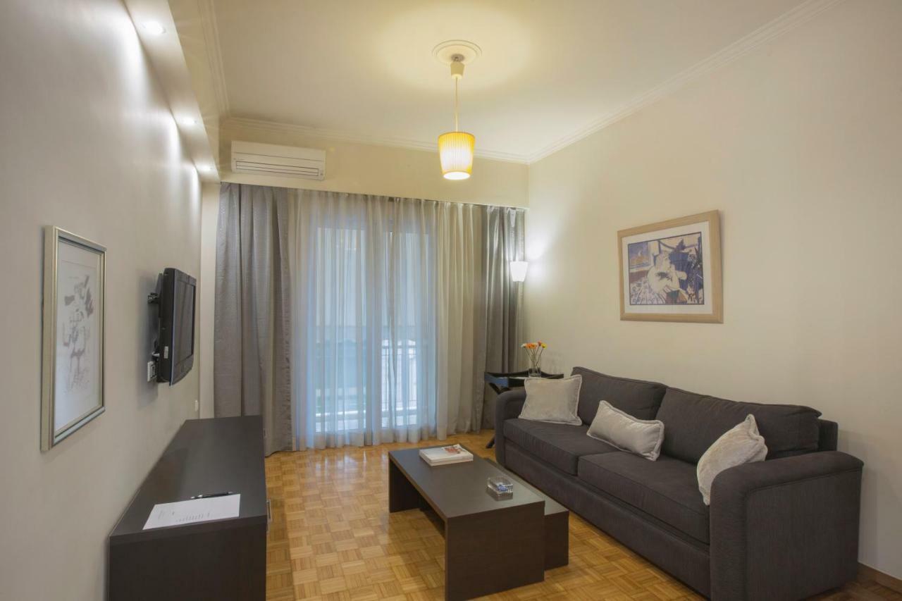 At Koukaki, 150m From The Metro By Yha