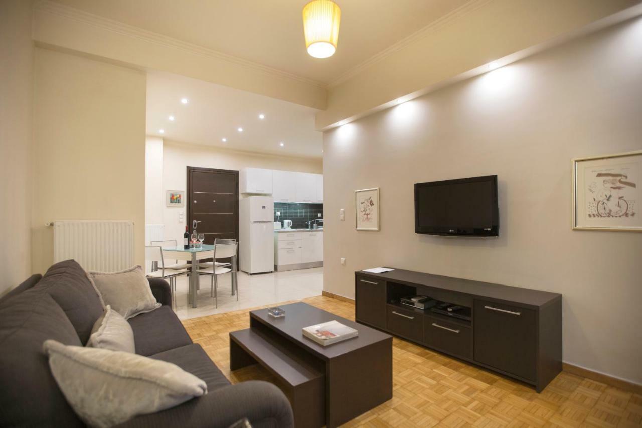 Apartment At Koukaki, 150m From The Metro By Yha Athens