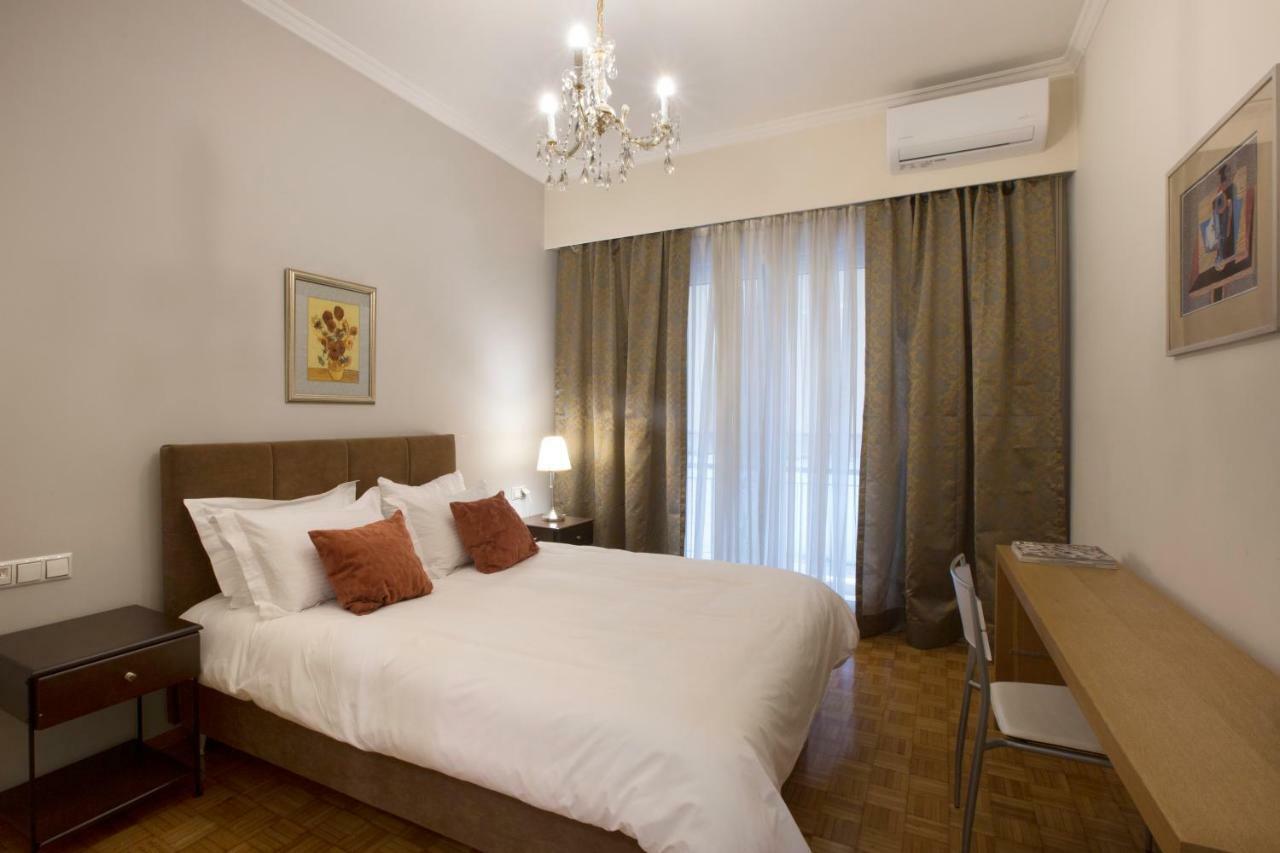 Apartment At Koukaki, 150m From The Metro By Yha *