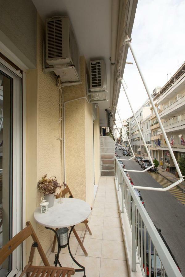 Apartment At Koukaki, 150m From The Metro By Yha